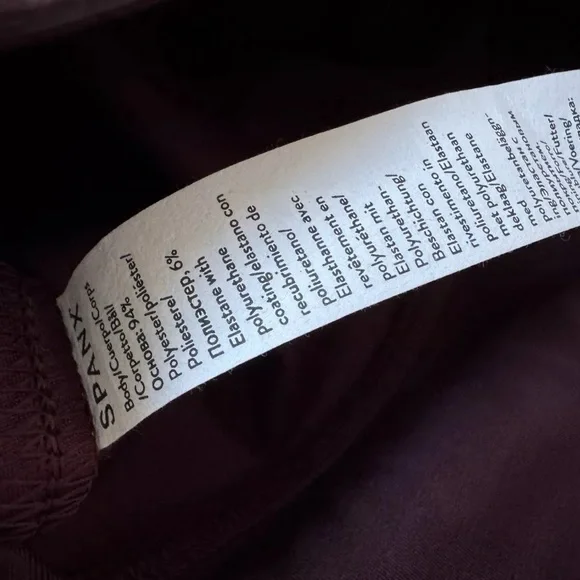 Spanx Faux Patent Leather Leggings in Ruby Womens Sz Small - Picture 7 of 7